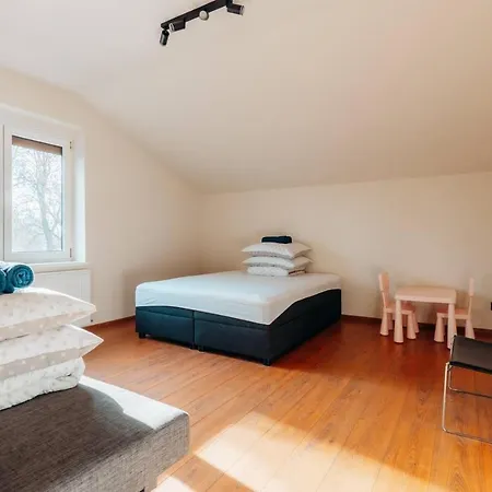 Party House - Private Events & Birthdays ヴィラ *