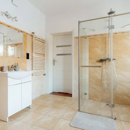 Villa Party House - Private Events & Birthdays