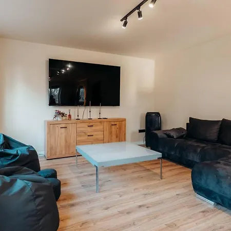 Party House - Private Events & Birthdays Villa *