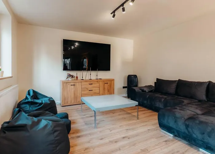 Party House - Private Events & Birthdays Villa *